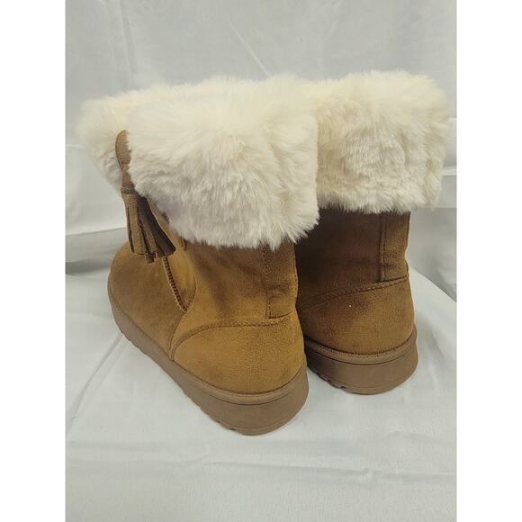 Cliffs By White Mountain Insulated Suede & Fur Boots Women Size 7.5M 7 1/2 M NWT - Picture 2 of 9